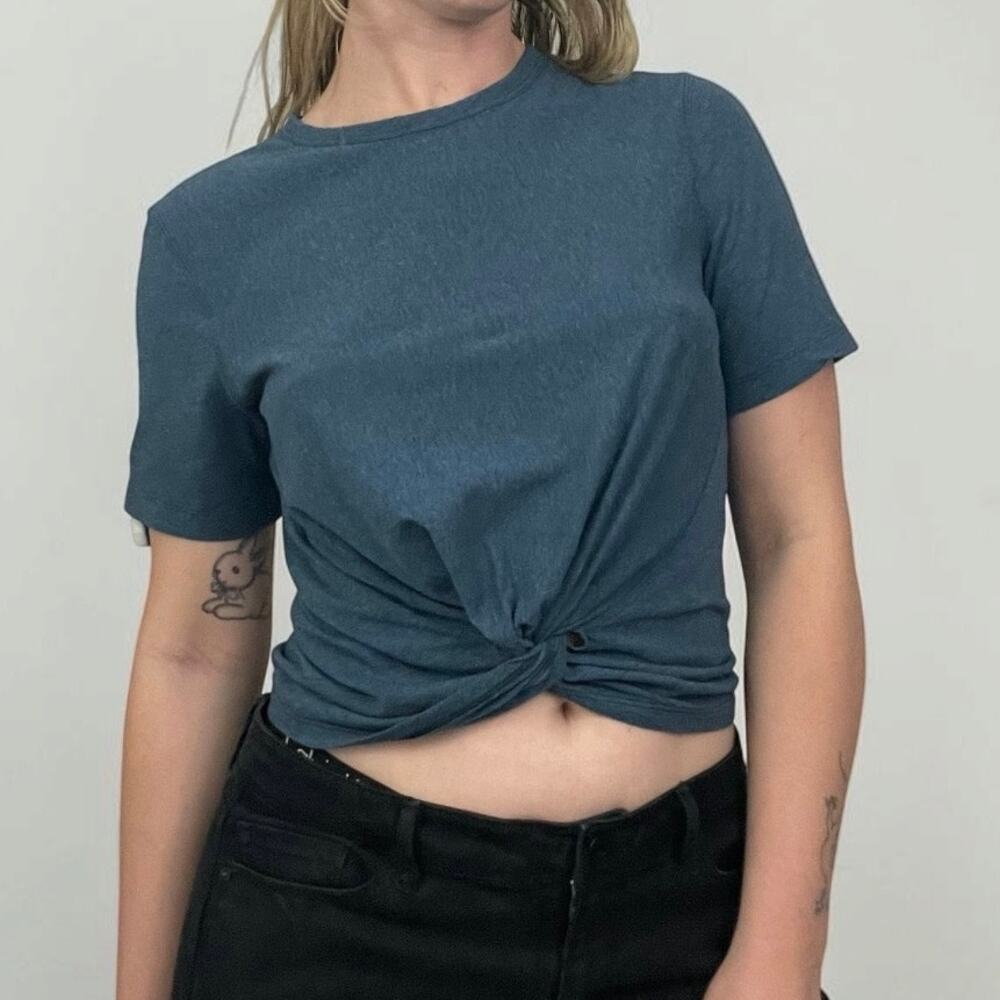 Lululemon Athletica Blue Twisted Knot Front Short Sleeve Top